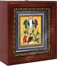 Икона - Преображение Господа и Спаса нашего Иисуса Христа в деревянном киоте. 180х165х60 мм.