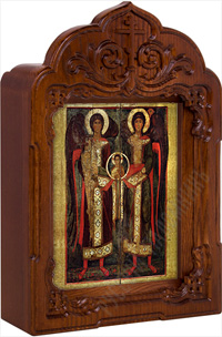 Икона - Архангел Михаил и Архангел Гавриил (конец XIII века) в деревянном киоте. 350х245х55 мм.